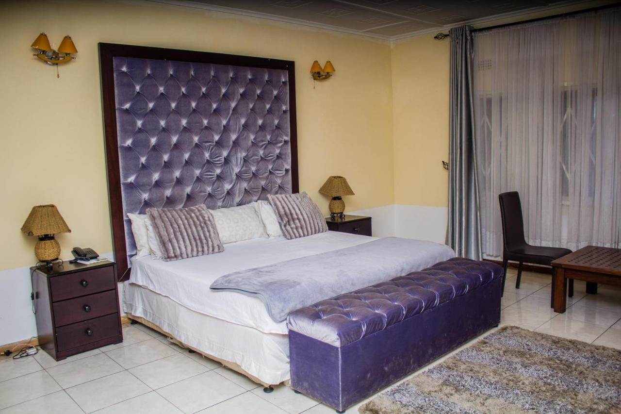 Rugems Executive Lodge Lusaka Exterior photo